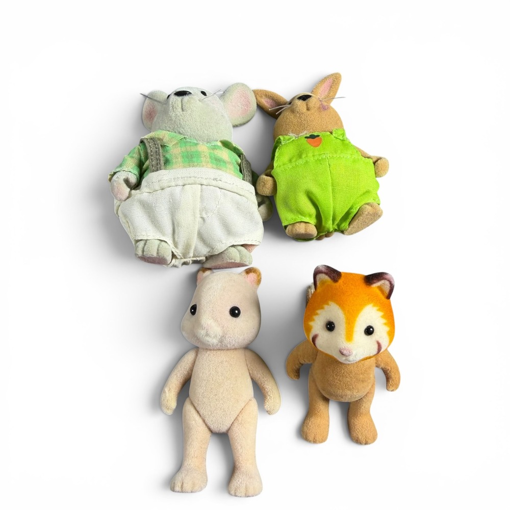 Calico Critters Sylvanian Families Lot 7 Figures Rabbit Mouse Red Panda - Picture 2 of 5